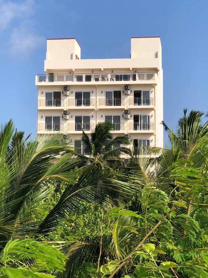 Icom Marina Sea View Otel Maafushi Dış mekan fotoğraf