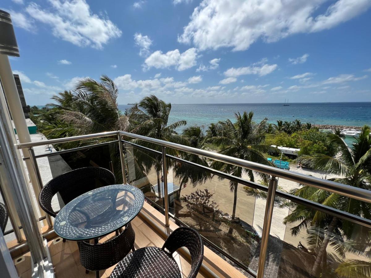 Icom Marina Sea View Otel Maafushi Dış mekan fotoğraf