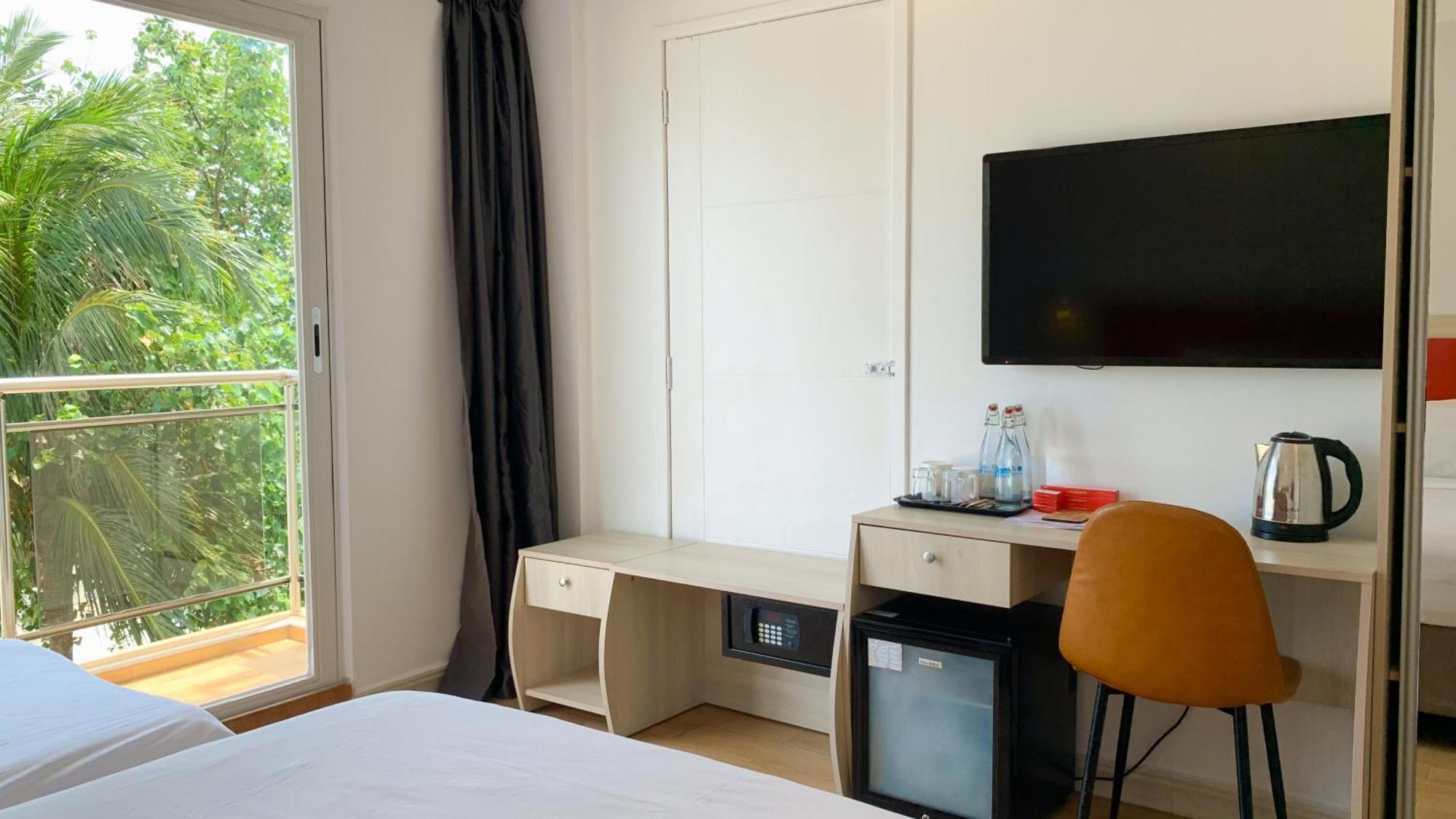 Icom Marina Sea View Otel Maafushi Dış mekan fotoğraf